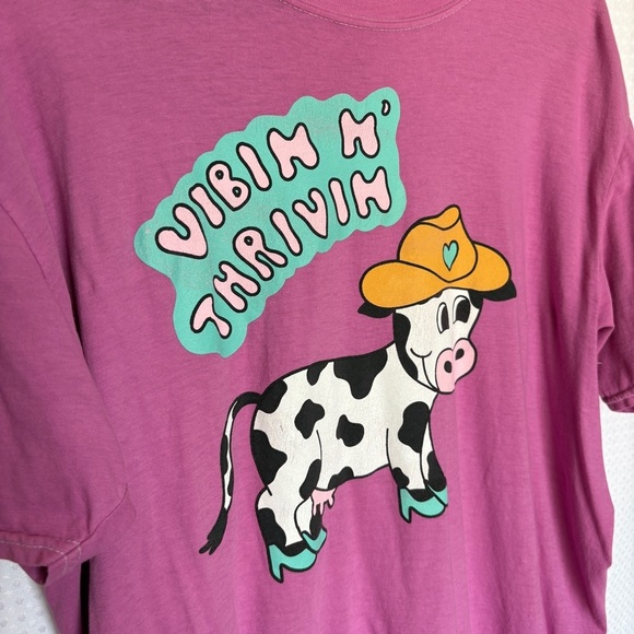 PacSun Vibin N’ Thrivin Cow T-shirt - Picture 2 of 6